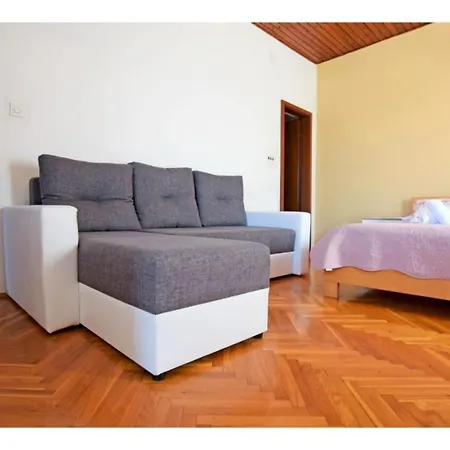דירה Adriana - One Bedroom A2 2